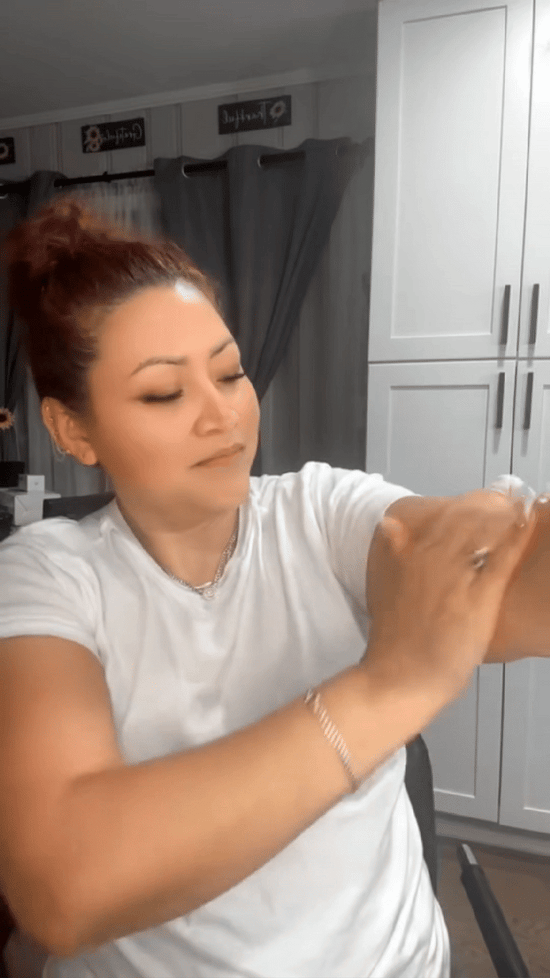 07102-ezgif.com-video-to-gif-converter.gif