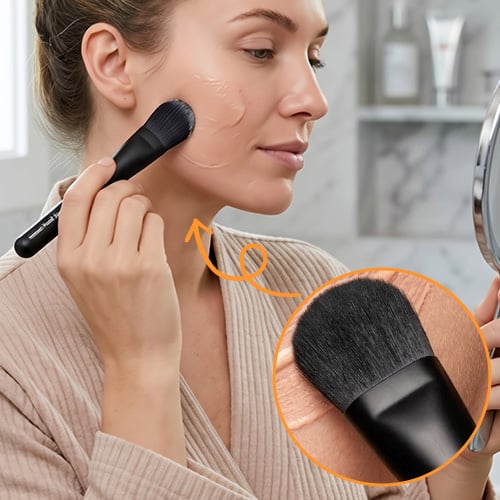 3. The Professional Applicator Brush Delivers a Precise 1-Micron Layer — Fingertips Can't Even Come Close